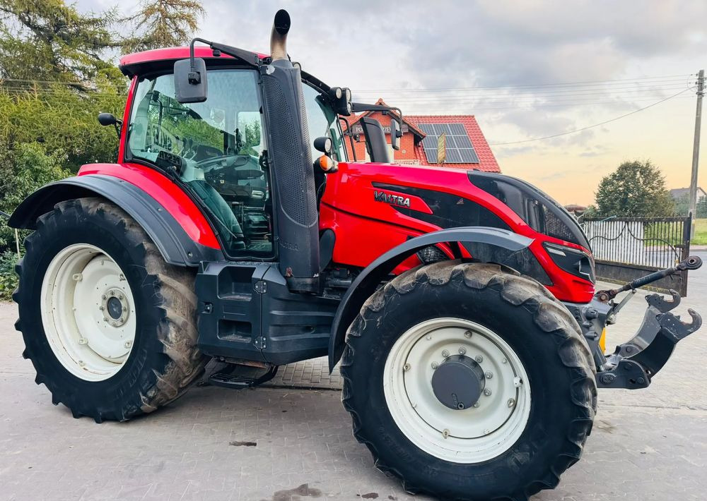 Valtra T214 ACTIVE - Трактор: слика 4 Valtra T214 ACTIVE - Трактор: слика 4