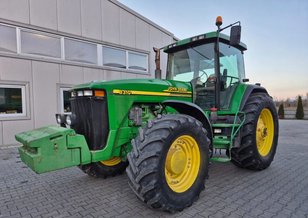 John Deere 8310 - Трактор: слика 4 John Deere 8310 - Трактор: слика 4
