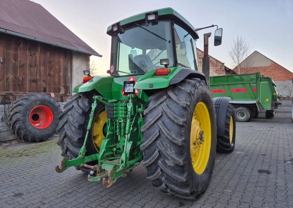 John Deere 8310 - Трактор: слика 3 John Deere 8310 - Трактор: слика 3