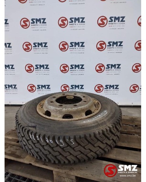 Bridgestone Occ Band 225/70R19.5 Bridgestone R187 - Гума за Камион: слика 1 Bridgestone Occ Band 225/70R19.5 Bridgestone R187 - Гума за Камион: слика 1