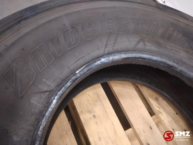 Bridgestone Occ vrachtwagenband Bridgestone R297 315/80R22.5 - Гума за Камион: слика 2 Bridgestone Occ vrachtwagenband Bridgestone R297 315/80R22.5 - Гума за Камион: слика 2