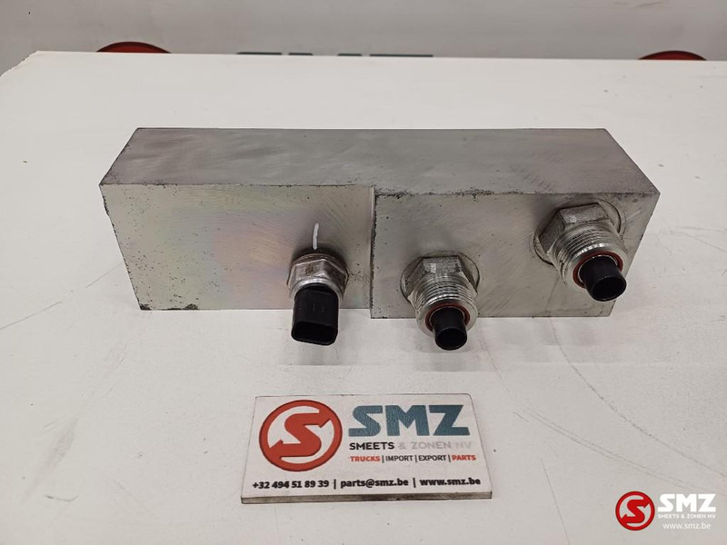 Caterpillar Hydraulic block Caterpillar - Хидраулика за Камион: слика 2 Caterpillar Hydraulic block Caterpillar - Хидраулика за Камион: слика 2