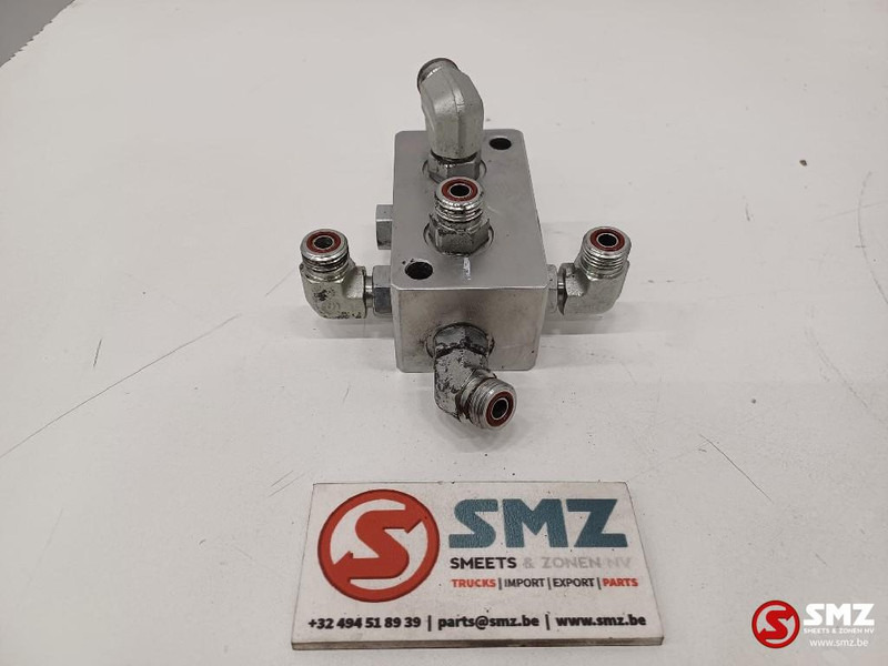 Caterpillar Hydraulic block Caterpillar - Хидраулика за Камион: слика 3 Caterpillar Hydraulic block Caterpillar - Хидраулика за Камион: слика 3