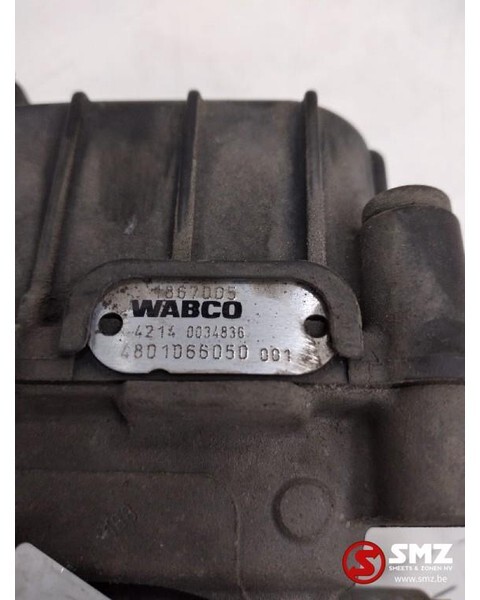 DAF Occ Abs modulator vooras DAF XF106 - Кочионен вентил за Камион: слика 3 DAF Occ Abs modulator vooras DAF XF106 - Кочионен вентил за Камион: слика 3
