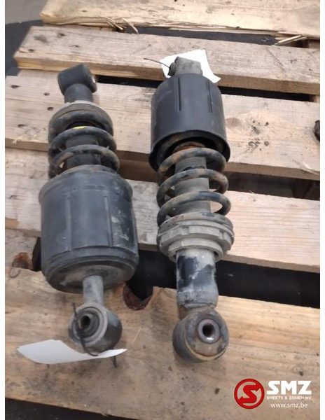 DAF Occ set cabineschokdempers DAF - Суспензија на кабината за Камион: слика 2 DAF Occ set cabineschokdempers DAF - Суспензија на кабината за Камион: слика 2