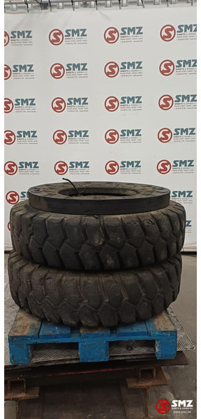 DUNLOP Occ industrieband 10.00-20 Dunlop - Гума за Камион: слика 1 DUNLOP Occ industrieband 10.00-20 Dunlop - Гума за Камион: слика 1