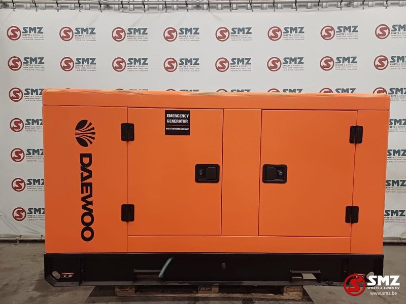 Daewoo Occ stroomgroep DAGFS-25 25KVA Daewoo - Градежна машина: слика 2 Daewoo Occ stroomgroep DAGFS-25 25KVA Daewoo - Градежна машина: слика 2