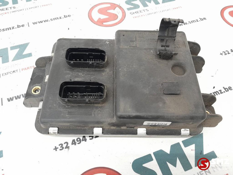 Iveco Occ ECU Front Frame Computer Iveco - Единица за контрола за Камион: слика 2 Iveco Occ ECU Front Frame Computer Iveco - Единица за контрола за Камион: слика 2