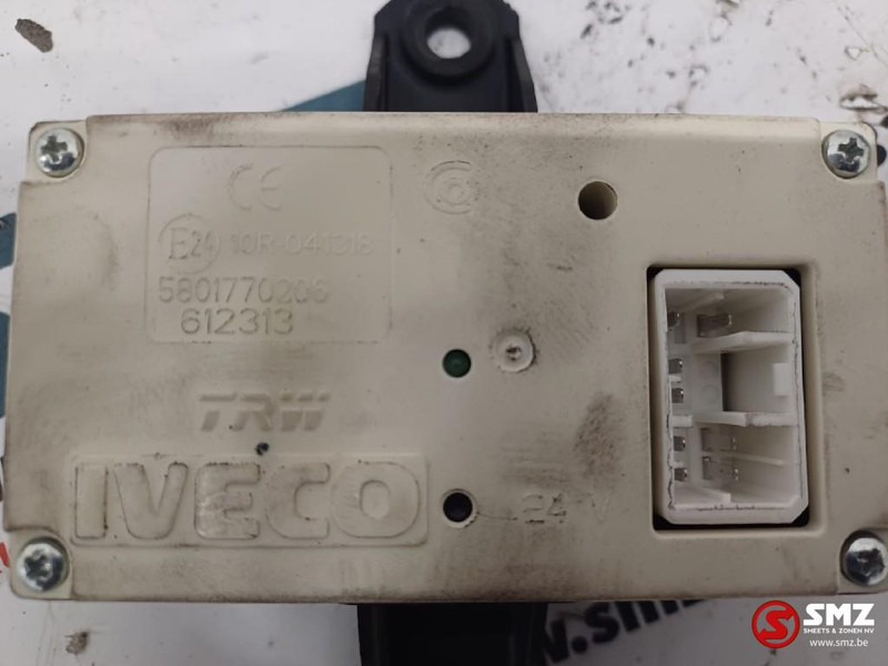 Iveco Occ ECU centrale vergrendeling Iveco - Единица за контрола за Камион: слика 3 Iveco Occ ECU centrale vergrendeling Iveco - Единица за контрола за Камион: слика 3