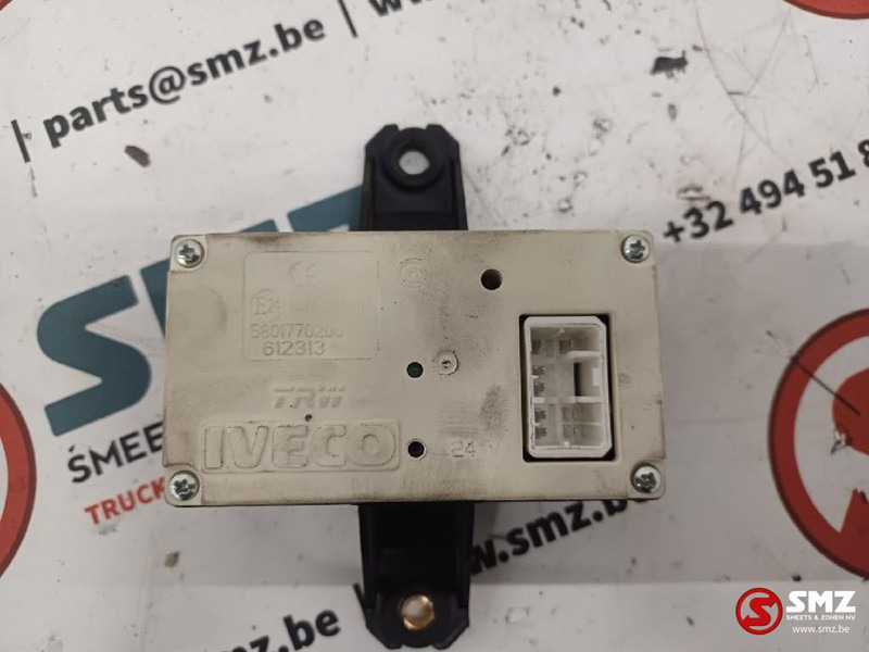 Iveco Occ ECU centrale vergrendeling Iveco - Единица за контрола за Камион: слика 2 Iveco Occ ECU centrale vergrendeling Iveco - Единица за контрола за Камион: слика 2