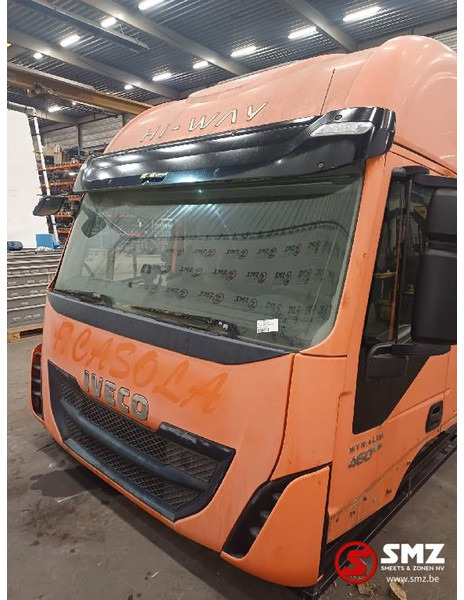 Iveco Occ cabine compleet Hi Way Stralis Iveco - Кабина и ентериер за Камион: слика 1 Iveco Occ cabine compleet Hi Way Stralis Iveco - Кабина и ентериер за Камион: слика 1