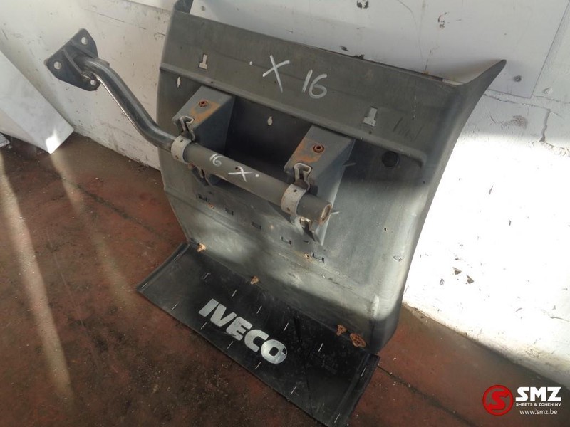 Iveco Occ spatbord rechts iveco stralis - Блатобран за Камион: слика 3 Iveco Occ spatbord rechts iveco stralis - Блатобран за Камион: слика 3