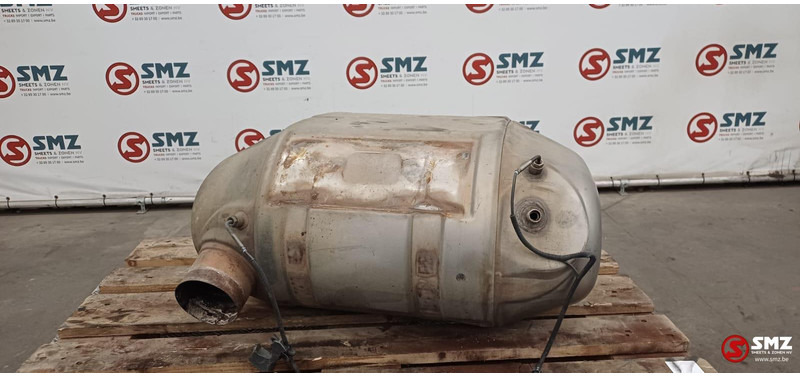 Iveco Occ uitlaatdemper Euro 5 Iveco - Придушувач за Камион: слика 1 Iveco Occ uitlaatdemper Euro 5 Iveco - Придушувач за Камион: слика 1