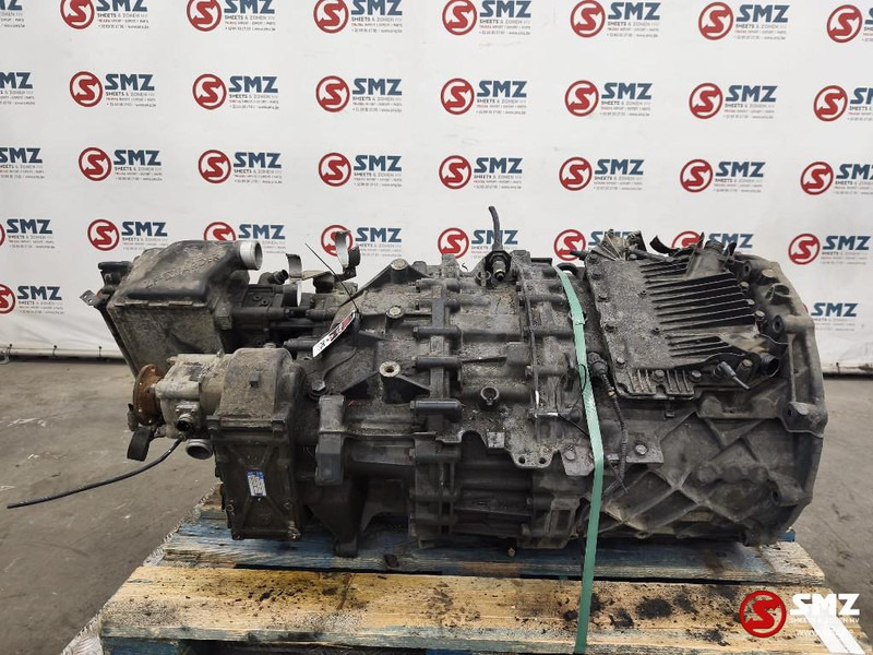Iveco Occ versnellingsbak + intarder + PTO 12AS2331TD - Менувач за Камион: слика 2 Iveco Occ versnellingsbak + intarder + PTO 12AS2331TD - Менувач за Камион: слика 2