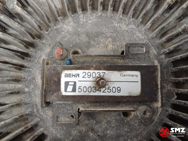 Iveco Occ visco koppeling + ventilator Cursor 8 Iveco - Фен за Камион: слика 3 Iveco Occ visco koppeling + ventilator Cursor 8 Iveco - Фен за Камион: слика 3