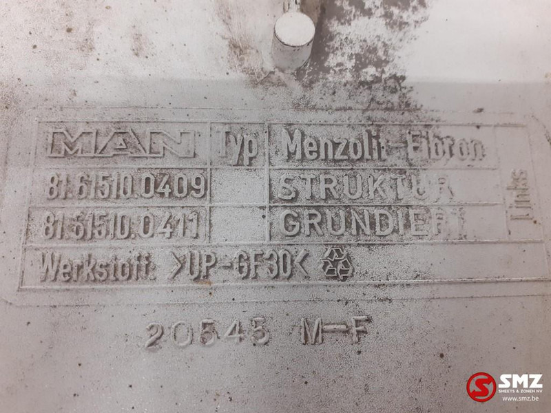 MAN Occ spatbord links MAN - Каросерија и екстериер за Камион: слика 3 MAN Occ spatbord links MAN - Каросерија и екстериер за Камион: слика 3