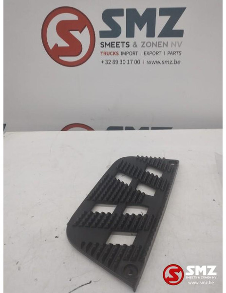 Mercedes-Benz Cabine opstapraster mercedes actros mp4 a960666472 - Кабина и ентериер за Камион: слика 2 Mercedes-Benz Cabine opstapraster mercedes actros mp4 a960666472 - Кабина и ентериер за Камион: слика 2