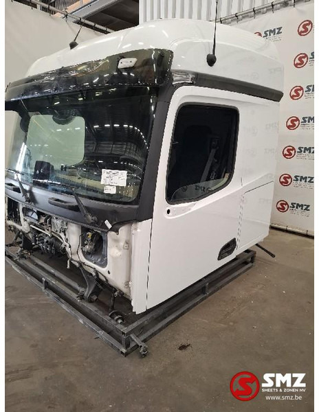 Mercedes-Benz Occ Cabine Actros MP5 Mercedes - Кабина и ентериер за Камион: слика 1 Mercedes-Benz Occ Cabine Actros MP5 Mercedes - Кабина и ентериер за Камион: слика 1