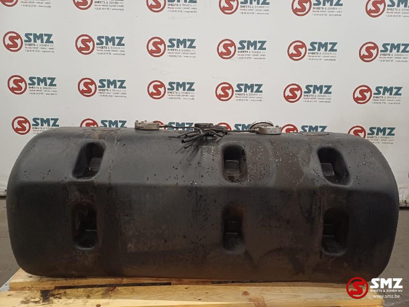 Mercedes-Benz Occ brandstoftank 220L Mercedes - Резервоар за гориво за Камион: слика 2 Mercedes-Benz Occ brandstoftank 220L Mercedes - Резервоар за гориво за Камион: слика 2