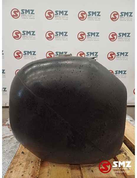 Mercedes-Benz Occ brandstoftank 220L Mercedes - Резервоар за гориво за Камион: слика 4 Mercedes-Benz Occ brandstoftank 220L Mercedes - Резервоар за гориво за Камион: слика 4