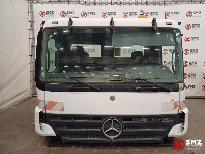 Mercedes-Benz Occ cabine compleet Mercedes Actros MP2 - Кабина и ентериер за Камион: слика 1 Mercedes-Benz Occ cabine compleet Mercedes Actros MP2 - Кабина и ентериер за Камион: слика 1