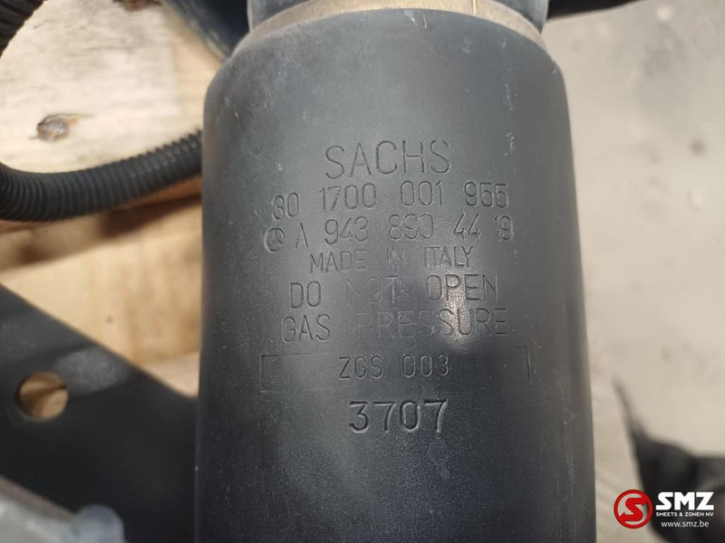 Mercedes-Benz Occ cabineslotmechanisme Mercedes - Суспензија на кабината за Камион: слика 5 Mercedes-Benz Occ cabineslotmechanisme Mercedes - Суспензија на кабината за Камион: слика 5