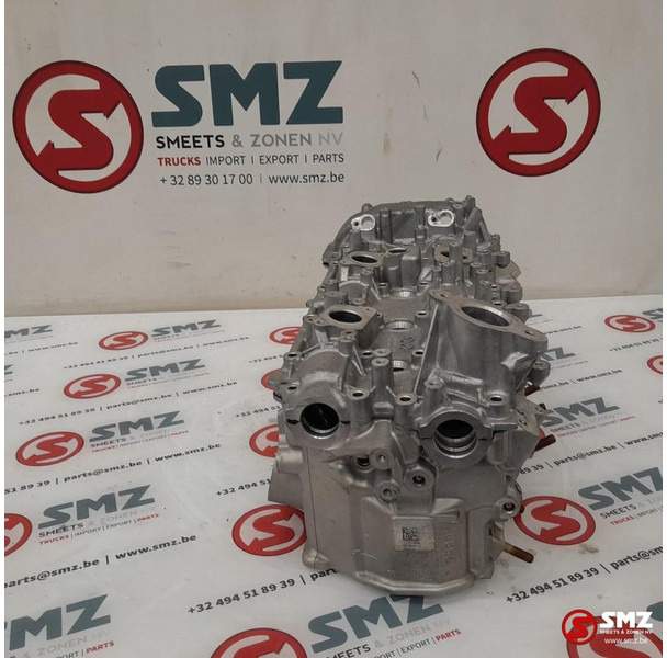 Mercedes-Benz Occ cilinderkop + kleppendeksel links AMG C63S Mer - Мотор и делови за Автомобил: слика 4 Mercedes-Benz Occ cilinderkop + kleppendeksel links AMG C63S Mer - Мотор и делови за Автомобил: слика 4