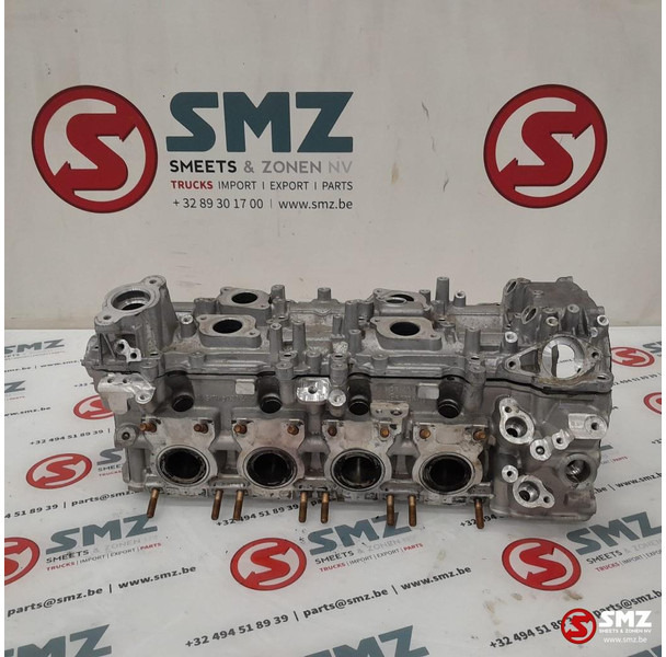 Mercedes-Benz Occ cilinderkop + kleppendeksel links AMG C63S Mer - Мотор и делови за Автомобил: слика 1 Mercedes-Benz Occ cilinderkop + kleppendeksel links AMG C63S Mer - Мотор и делови за Автомобил: слика 1