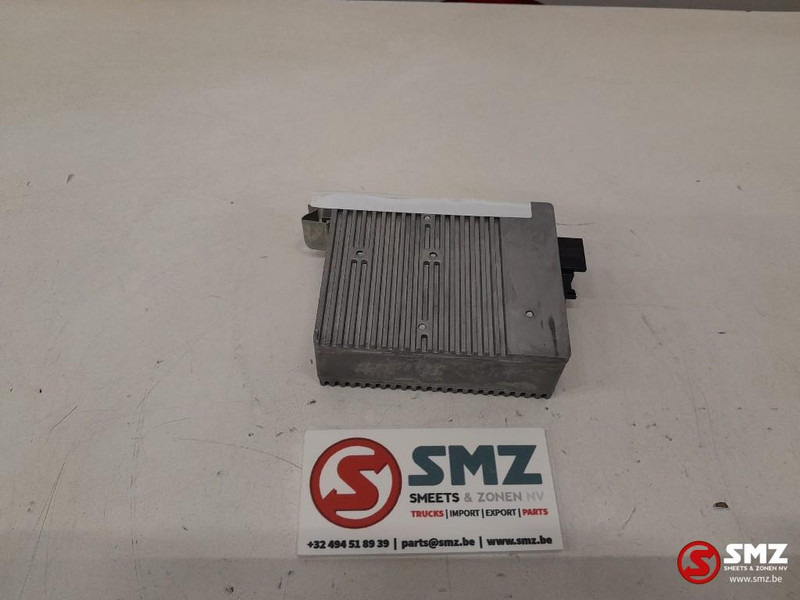 Mercedes-Benz Occ omvormer 24V/12V 18A Mercedes - Електричен систем за Камион: слика 3 Mercedes-Benz Occ omvormer 24V/12V 18A Mercedes - Електричен систем за Камион: слика 3