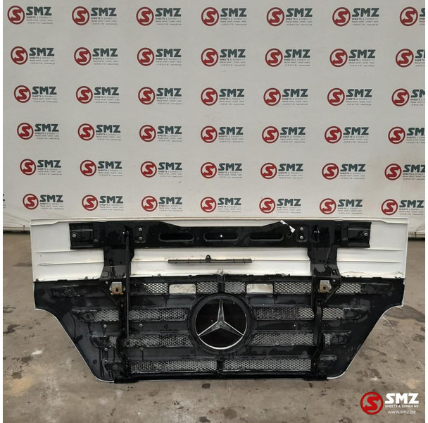 Mercedes-Benz Occ radiatorgrille Mercedes - Решетка за Камион: слика 2 Mercedes-Benz Occ radiatorgrille Mercedes - Решетка за Камион: слика 2
