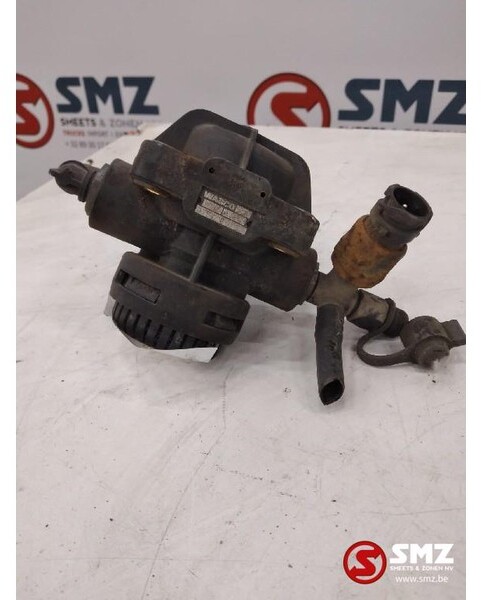 Mercedes-Benz Occ relaisklep Mercedes Atego 9730060020 Wabco - Единица за контрола за Камион: слика 2 Mercedes-Benz Occ relaisklep Mercedes Atego 9730060020 Wabco - Единица за контрола за Камион: слика 2