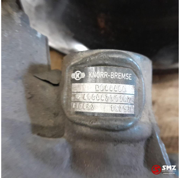 Mercedes-Benz Occ remklauw rechtsachter Mercedes - Кочна вилица за Камион: слика 5 Mercedes-Benz Occ remklauw rechtsachter Mercedes - Кочна вилица за Камион: слика 5