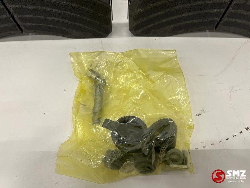 Mercedes-Benz Remblokken mercedes 0044206020 - Влошки за сопирање за Камион: слика 2 Mercedes-Benz Remblokken mercedes 0044206020 - Влошки за сопирање за Камион: слика 2