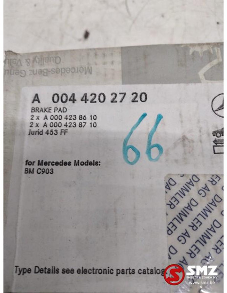 Mercedes-Benz Set remblokken mercedes sprinter w903 a0044202720 - Влошки за сопирање за Камион: слика 2 Mercedes-Benz Set remblokken mercedes sprinter w903 a0044202720 - Влошки за сопирање за Камион: слика 2