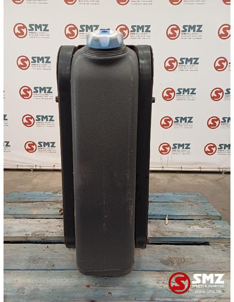 Renault Occ AdBluetank 60L Renault - Систем за гориво за Камион: слика 1 Renault Occ AdBluetank 60L Renault - Систем за гориво за Камион: слика 1