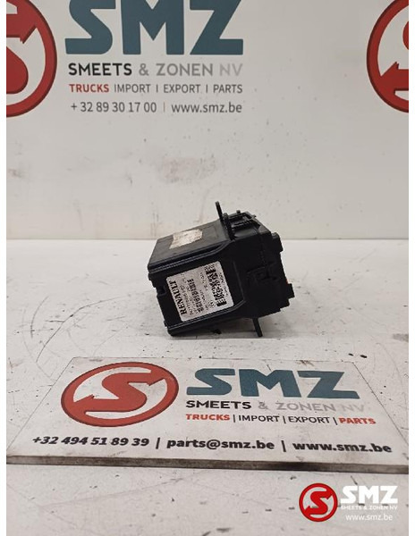 Renault Occ ECU VECU-BBM regeleenheid Renault - Единица за контрола за Камион: слика 4 Renault Occ ECU VECU-BBM regeleenheid Renault - Единица за контрола за Камион: слика 4