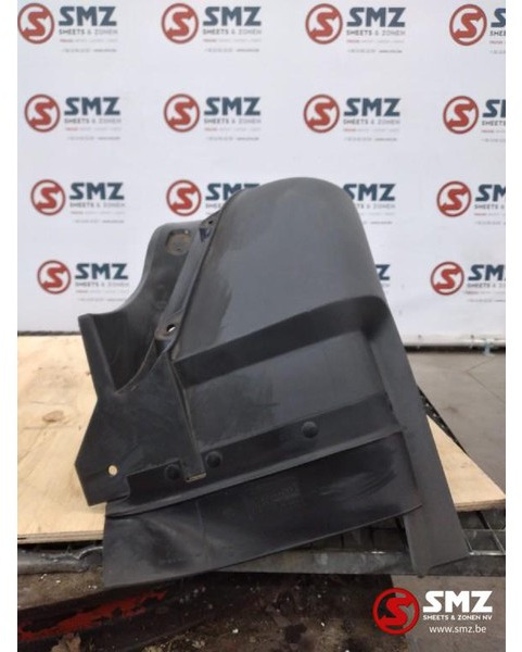 Renault Occ Spatbord links Renualt Kerax - Каросерија и екстериер за Камион: слика 1 Renault Occ Spatbord links Renualt Kerax - Каросерија и екстериер за Камион: слика 1