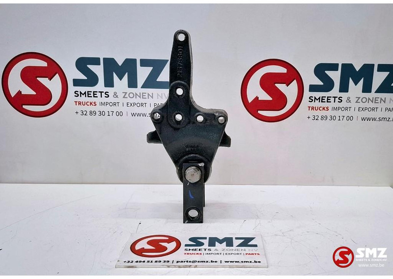 Renault Occ bladveerbeugel vooras rechts Renault - Рамка/ Шасија за Камион: слика 1 Renault Occ bladveerbeugel vooras rechts Renault - Рамка/ Шасија за Камион: слика 1