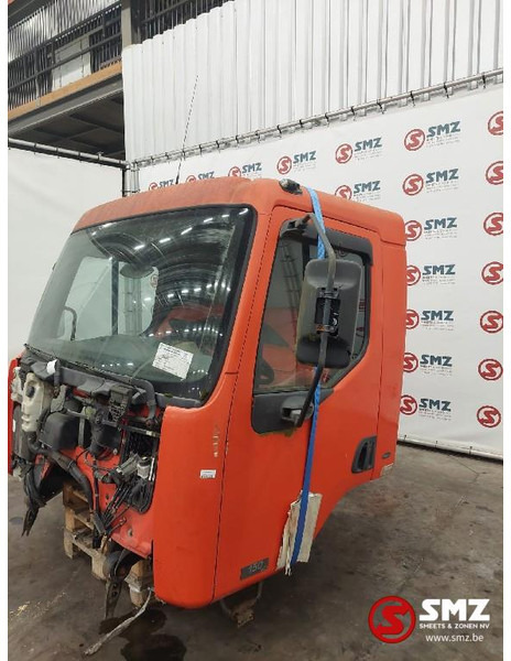 Renault Occ cabine compleet Renault Midlum - Кабина и ентериер за Камион: слика 1 Renault Occ cabine compleet Renault Midlum - Кабина и ентериер за Камион: слика 1