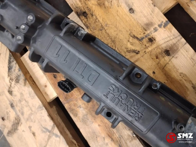 Renault Occ inlaatspruitstuk Renault - Мотор и делови за Камион: слика 2 Renault Occ inlaatspruitstuk Renault - Мотор и делови за Камион: слика 2