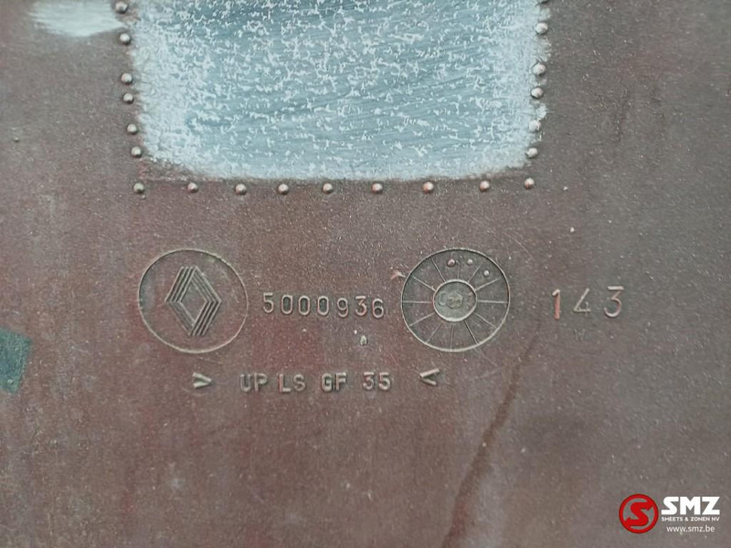 Renault Occ opstapbak rechts Renault - Кабина и ентериер за Камион: слика 3 Renault Occ opstapbak rechts Renault - Кабина и ентериер за Камион: слика 3