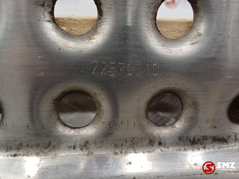 Renault Occ set bordesplaten Renault - Рамка/ Шасија за Камион: слика 3 Renault Occ set bordesplaten Renault - Рамка/ Шасија за Камион: слика 3