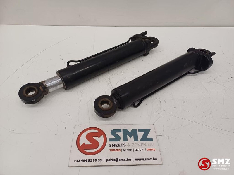 Renault Occ set cabinekantelcilinders Renault - Рамка/ Шасија за Камион: слика 1 Renault Occ set cabinekantelcilinders Renault - Рамка/ Шасија за Камион: слика 1