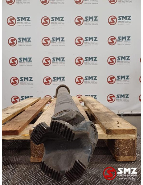 Renault Occ set cardanassen Renault - Погонско вратило за Камион: слика 4 Renault Occ set cardanassen Renault - Погонско вратило за Камион: слика 4