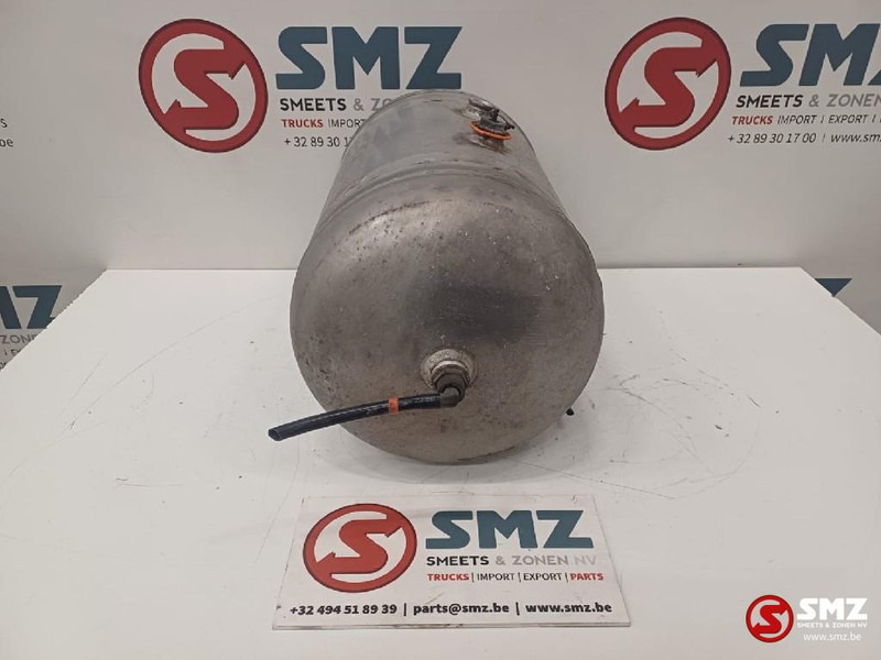 Renault Occ luchtketel 40L 13Bar Renault - Резервни делови за Камион: слика 4 Renault Occ luchtketel 40L 13Bar Renault - Резервни делови за Камион: слика 4