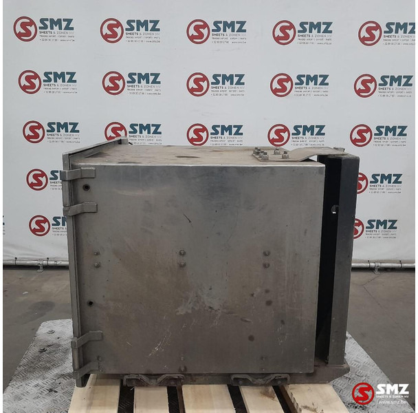 Scania Occ batterijbak Scania - Рамка/ Шасија за Камион: слика 2 Scania Occ batterijbak Scania - Рамка/ Шасија за Камион: слика 2