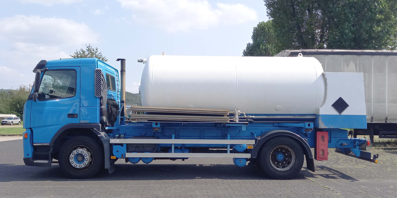 VOLVO Gas oxygen, argon, nitrogen - Камион цистерна: слика 4 VOLVO Gas oxygen, argon, nitrogen - Камион цистерна: слика 4