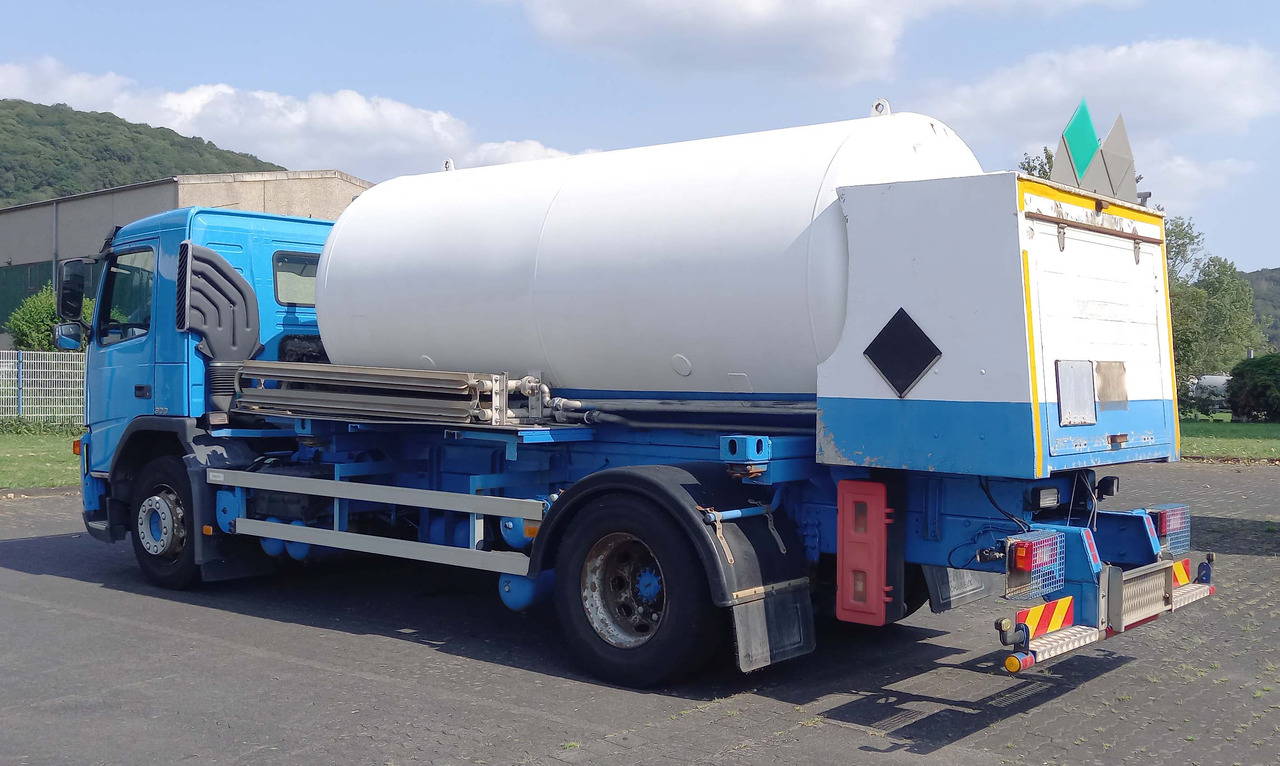 VOLVO Gas oxygen, argon, nitrogen - Камион цистерна: слика 5 VOLVO Gas oxygen, argon, nitrogen - Камион цистерна: слика 5