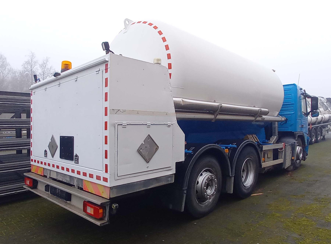VOLVO Gas tank truck cryogenic used for oxygen, argon, nitrogen. - Камион цистерна: слика 4 VOLVO Gas tank truck cryogenic used for oxygen, argon, nitrogen. - Камион цистерна: слика 4