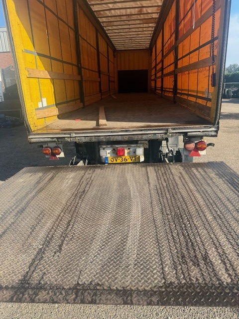 Krone Stuuras liftas laadklep - Полуприколка со церада: слика 5 Krone Stuuras liftas laadklep - Полуприколка со церада: слика 5